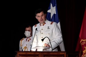 Comandante en Jefe del Ejército, Ricardo Martínez, renuncia tras investigación por fraude