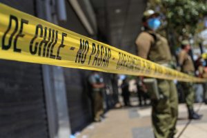 Balacera en Puente Alto deja un fallecido y tres carabineros heridos: Dos están graves