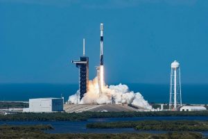 SpaceX pone en órbita otros 47 satélites de su red de internet espacial