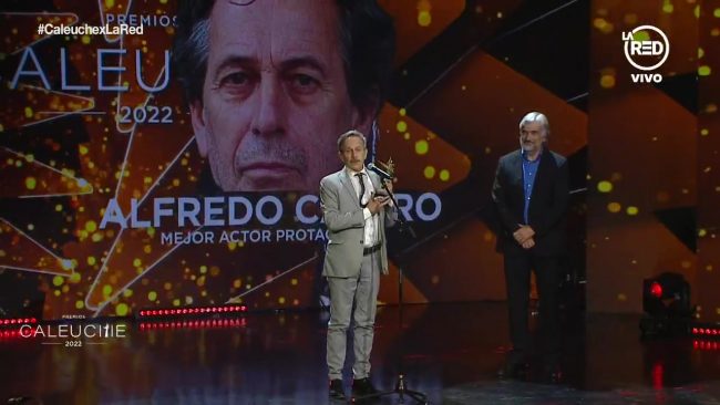 Alfredo Castro en los Premios Caleuche