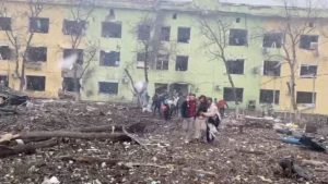Rusia justifica bombardeo a hospital de Mariupol: “Era base del batallón ultrarradical"