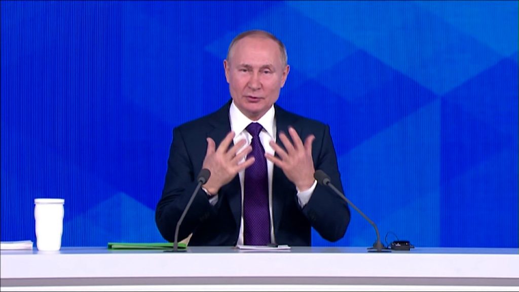 Vladimir Putin advierte que es «imposible» marginar a Rusia