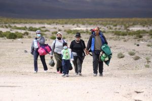 Migrantes con el semblante triste: La penosa cruzada hasta Antofagasta (parte II)