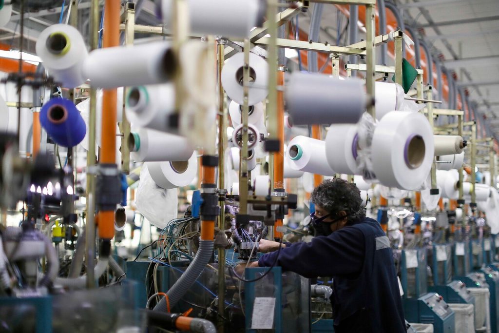 Producción industrial en Chile aumenta 0,3 % y logra primer alza en seis meses