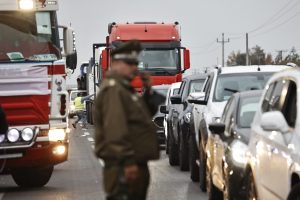 Paro de camioneros: Gobierno se querellará invocando la Ley de Seguridad del Estado
