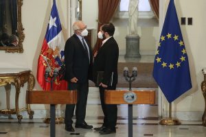 Representante de la UE pide a Chile no "reabrir" negociaciones sobre Acuerdo de Asociación