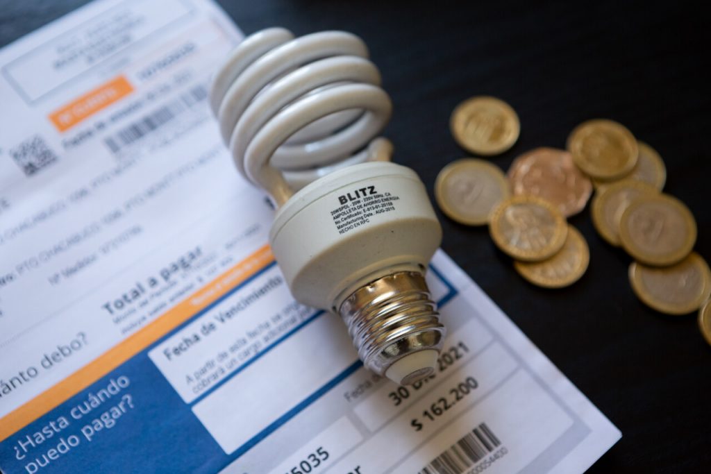 Ejecutivo desestima incrementos abruptos en el precio de la electricidad
