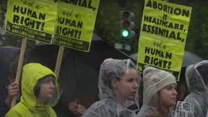 EE.UU. se prepara para un incremento de violencia política tras la sentencia del aborto