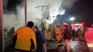 Tragedia en Alto Hospicio: Incendio en toma causa la muerte de cuatro niños y tres adultos