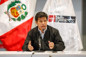 Presidente de Perú promete dejar el cargo si hay pruebas de corrupción