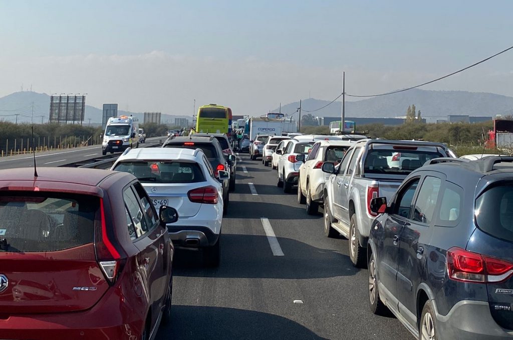 Reportan kilométrico taco durante varias horas en la Ruta 68 en dirección a Santiago
