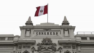 Congreso de Perú aprueba el sexto retiro de las AFP para hacer frente a la crisis