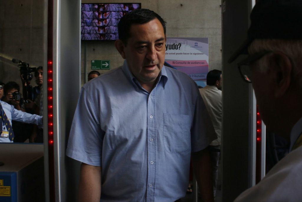 Declaran culpable de violación al excanciller del Arzobispado de Santiago, Óscar Muñoz