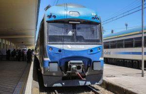 Ministro da luces sobre tren Santiago-Valparaíso: Hay dos trazados en estudio
