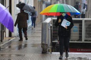 Lluvias en Santiago: Onemi decreta Alerta Temprana Preventiva para este viernes