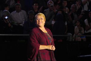 Un empujón para el Apruebo: Las expectativas que levanta Bachelet con su retorno a Chile