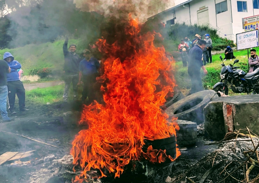 Gobierno de Ecuador e indígenas llegan a acuerdo que pone fin a las protestas