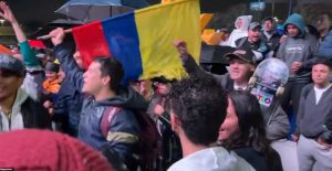 VIDEO| Colombianos celebraron el triunfo de Petro entonando “El baile de los que sobran”