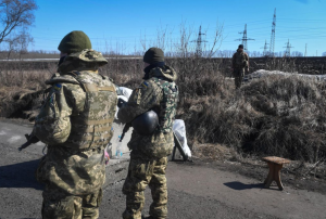 Ucrania confirma paso de gran columna de equipo militar ruso hacia Zaporiyia