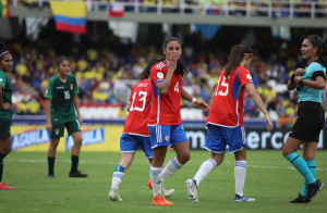 Chile aplasta a Bolivia en tarde mágica de Pancha Lara y sigue viva en la Copa América Femenina