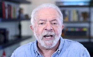 Lula acusa a Bolsonaro de crear "confusión" en Brasil, como Trump en EE.UU.