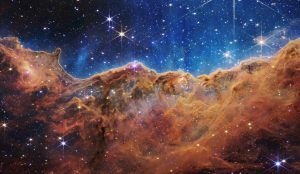 Del nacimiento a la muerte de estrellas: Telescopio Webb enseña sus primeras imágenes