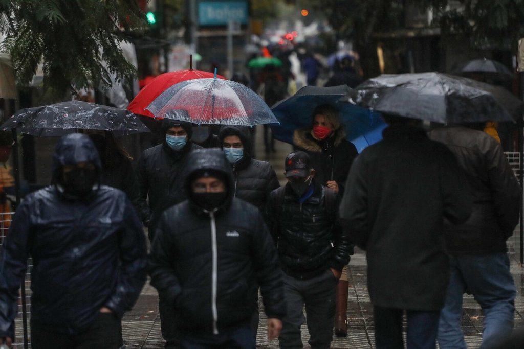 Lluvia en Santiago: ¿A qué hora regresarán las precipitaciones este martes en la capital?