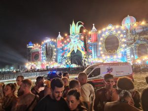 VIDEO| Así fue la fatal tragedia en España: Intenso viento derribó escenario en Medusa Festival