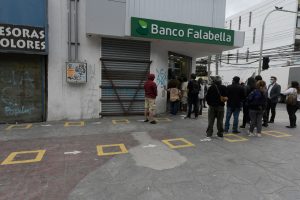 Clientes de Banco Falabella denuncian masivas fallas: Se les desaparecieron sus productos