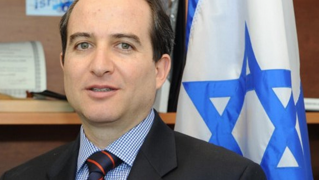 Israel califica como «desconcertante» la actitud de Boric y convoca a embajador de Chile