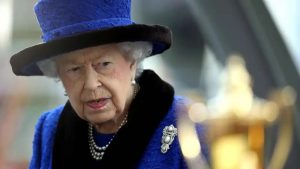 A sus 96 años, el estado de salud de la Reina Isabel II preocupa a todos en Gran Bretaña