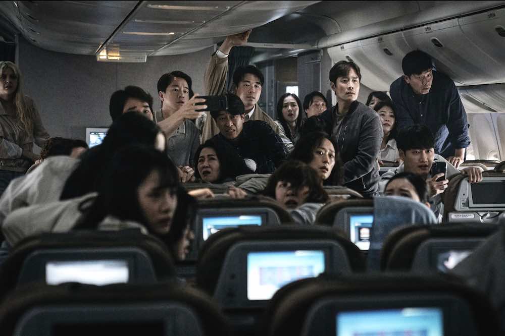 Crítica de cine: “Emergencia en el aire”, ¿qué harías si estuvieses en el avión?