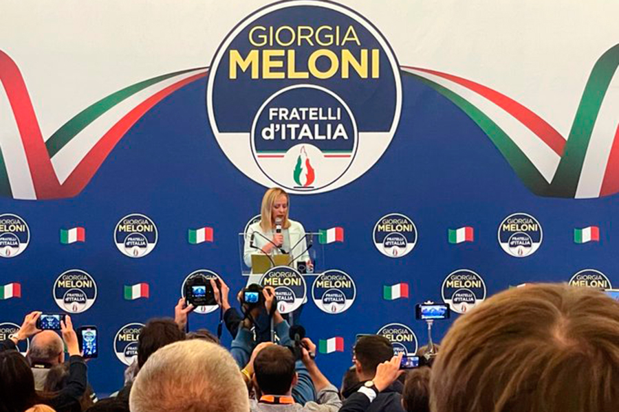 Meloni acepta formar Gobierno y la ultraderecha se instala en el poder en Italia
