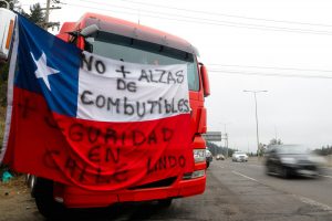 Camioneros responden emplazamiento del gobierno: Seguirán en paro indefinido