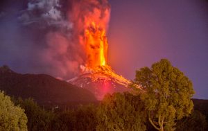 Volcán Villarrica: Esto es lo que debes hacer si se produce una erupción