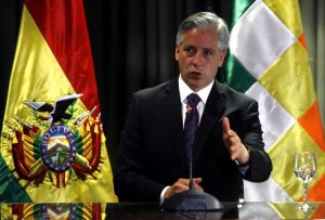 Álvaro García Linera en Chile: Exvicepresidente de Bolivia encabezará conferencia en UAHC