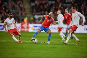 La Roja cae ante una Polonia “con freno de mano” y Berizzo sigue sin ganar