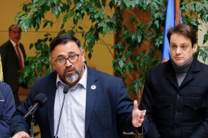 Guerra interna en el PDG: Rivas acusa “tongo” de Pino en votación de la Cámara