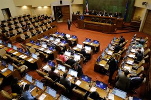 Fake news: Pese a votos en contra de la derecha, Cámara aprueba proyecto de resolución