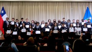 Estudiantes del Instituto Nacional recibieron certificación en materias de salud mental