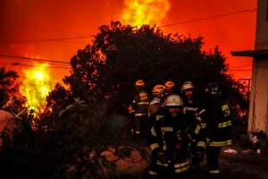 FOTOS| Mega incendio de Viña del Mar deja dantescas imágenes de fuego y destrucción