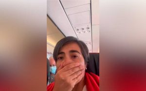 VIDEO| Piloto llena de angustia a pasajeros al contar que Argentina es campeón del mundo