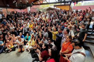 Oficialismo realiza Cónclave Regional Metropolitano para fortalecer alianza de gobierno