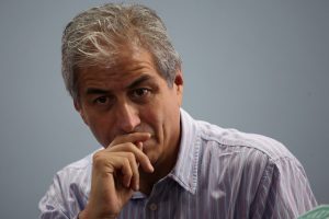 “Guerrilla” en Colegio de Profesores: Funcionario despedido responsabiliza a Mario Aguilar
