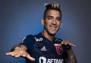Nuevo goleador de la U: “Vine a cambiar la historia, quiero ganarle a Colo Colo”