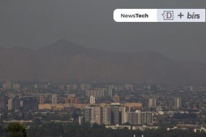 Llueven críticas en Twitter por tardía reacción del gobierno ante nube de humo en Santiago