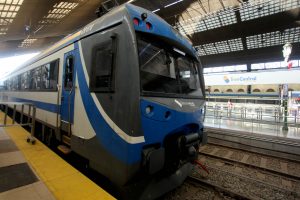 MOP destaca trazado de tren Santiago-Valparaíso: “Aumenta los beneficios sociales”