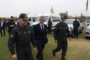 Inversión llega a $2.000 millones: Ministro Cordero entrega 21 vehículos a Gendarmería