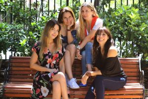 Mónica Godoy, Catalina Olcay y María José Necochea protagonizan “Malas Madres”