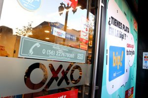 Oxxo arriesga multa de US$6,4 millones por dar información falsa en compra de Ok Market